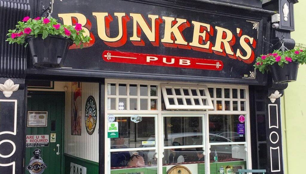 bunkers music bar